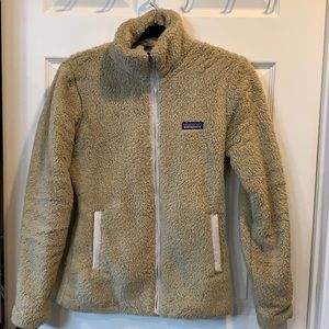 Patagonia fuzzy jacket